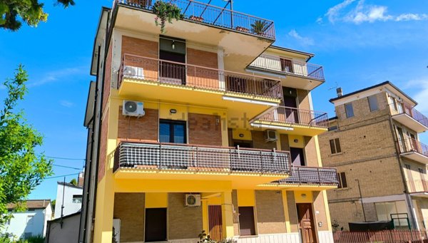 appartamento in vendita a Bastia Umbra
