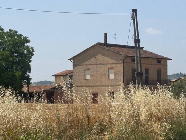 casa indipendente in vendita a Bastia Umbra in zona Cipresso