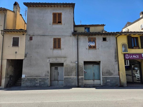 casa indipendente in vendita a Bastia Umbra in zona Bastiola