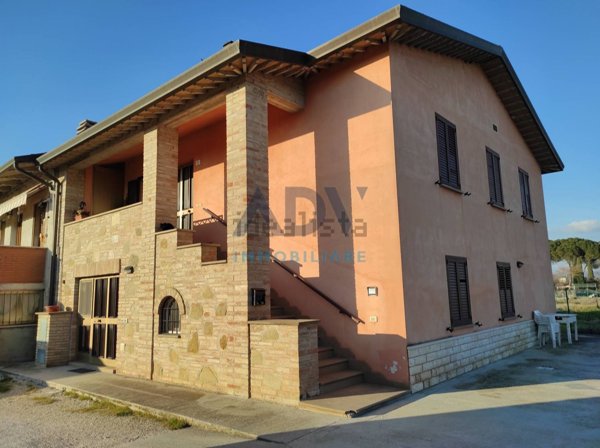 appartamento in vendita a Bastia Umbra