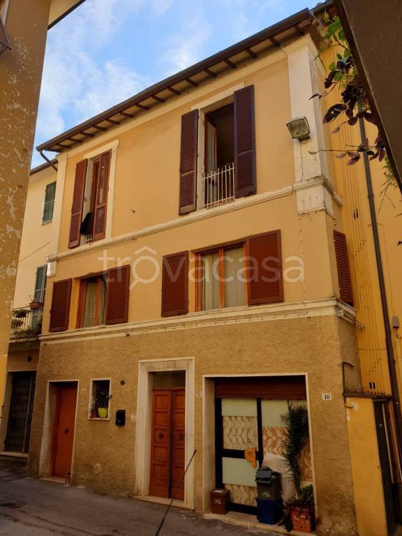 casa indipendente in vendita a Bastia Umbra