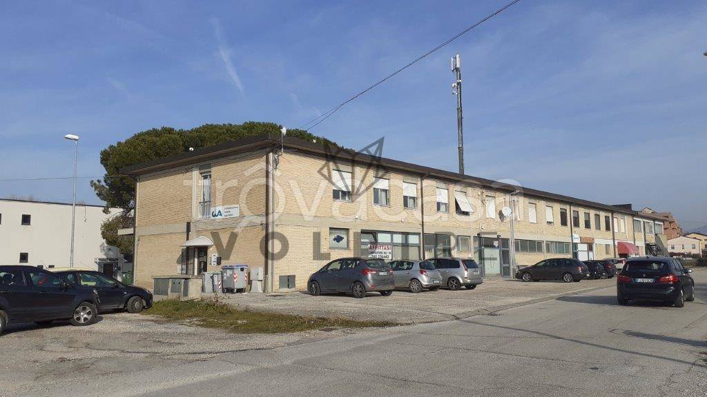 ufficio in vendita a Bastia Umbra