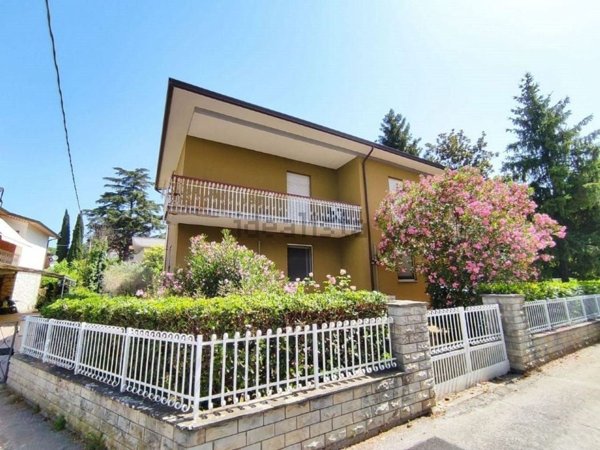 appartamento in vendita a Bastia Umbra