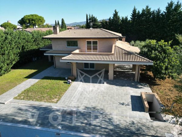 villa in vendita a Bastia Umbra