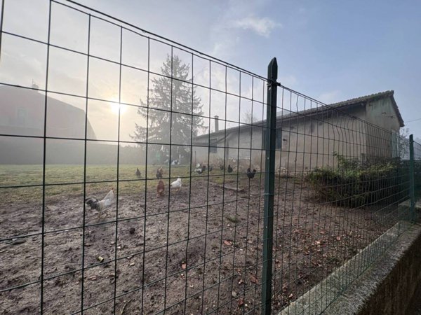 casa semindipendente in vendita a Bastia Umbra in zona Costano