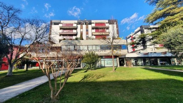 ufficio in vendita a Bastia Umbra