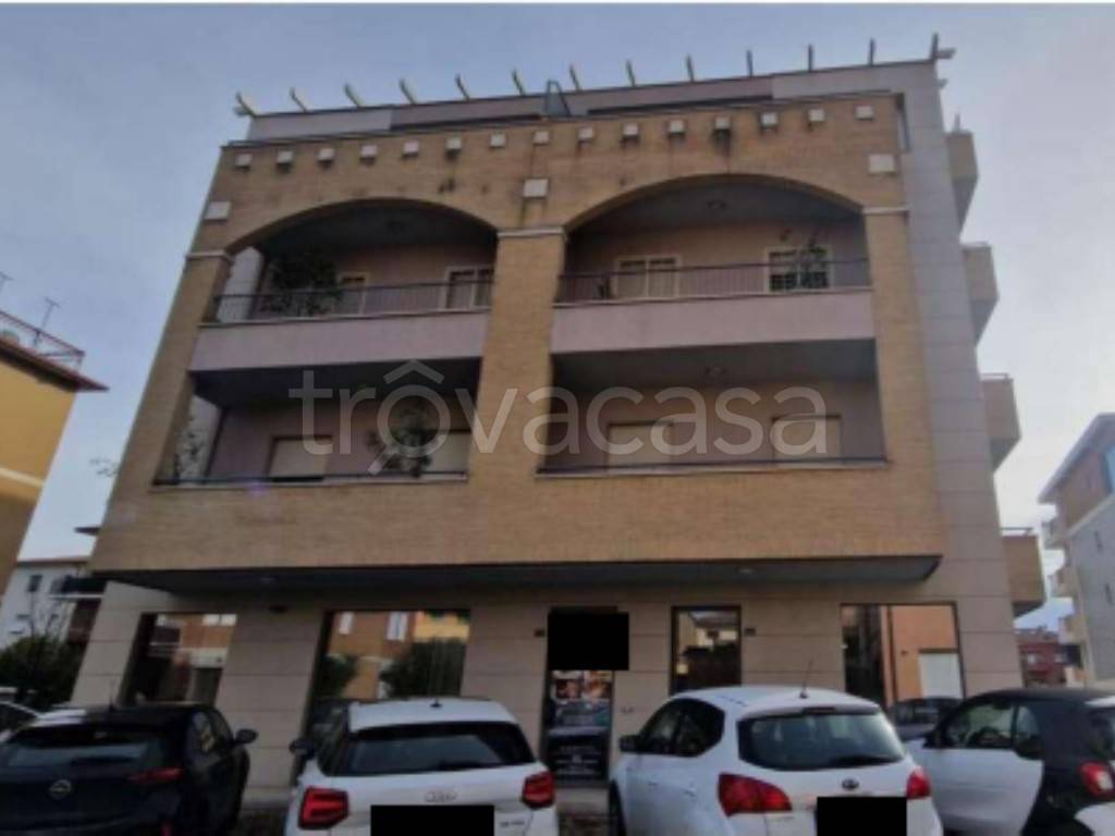 negozio in vendita a Bastia Umbra