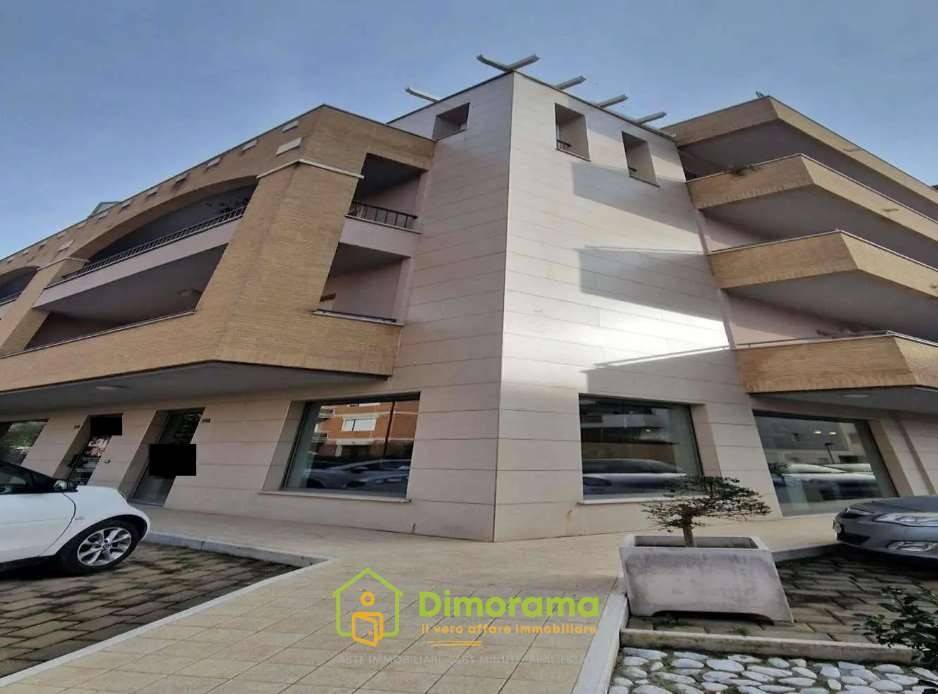 negozio in vendita a Bastia Umbra