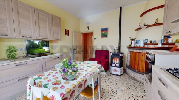 casa indipendente in vendita a Bastia Umbra in zona Costano