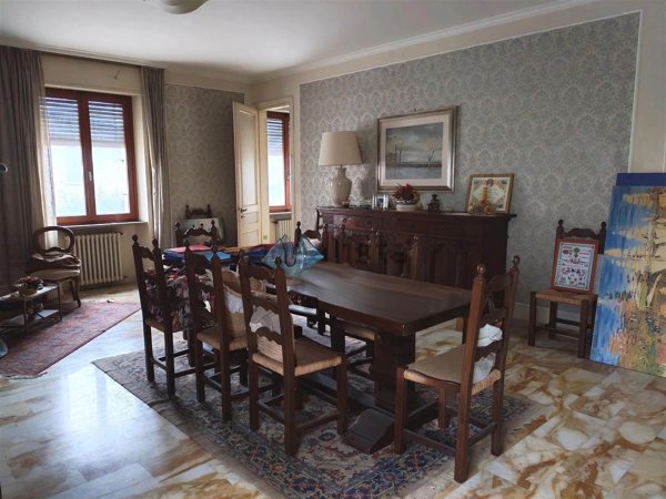 casa indipendente in vendita a Bastia Umbra