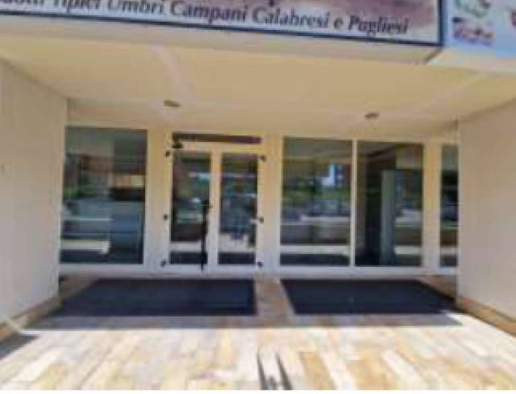 negozio in vendita a Bastia Umbra