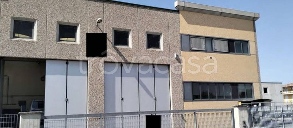 locale commerciale in vendita a Bastia Umbra