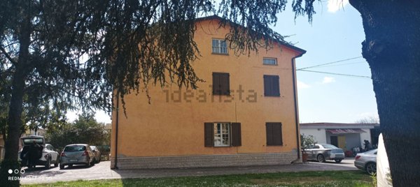 casa indipendente in vendita a Bastia Umbra