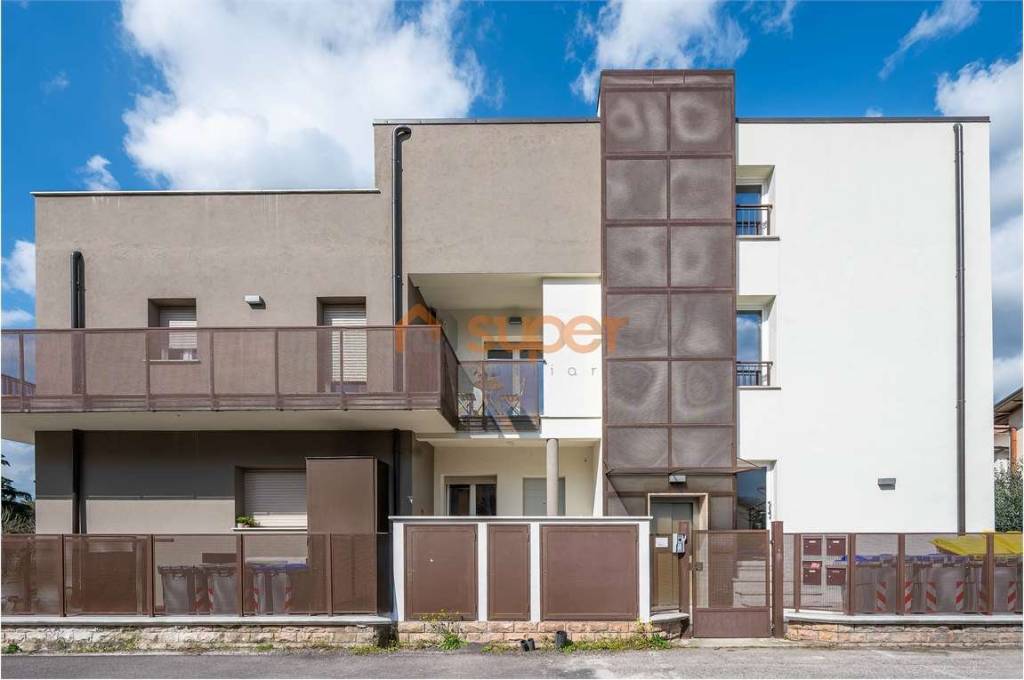 appartamento in vendita a Bastia Umbra in zona Bastiola