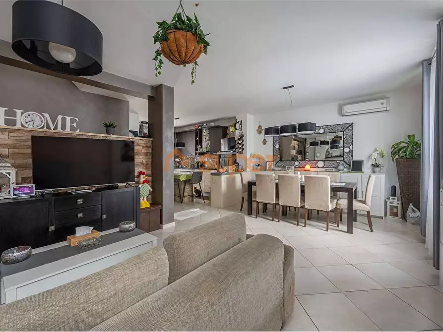 casa indipendente in vendita a Bastia Umbra