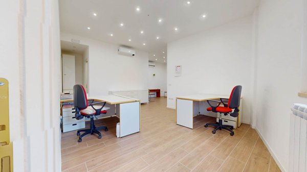 ufficio in vendita a Bastia Umbra