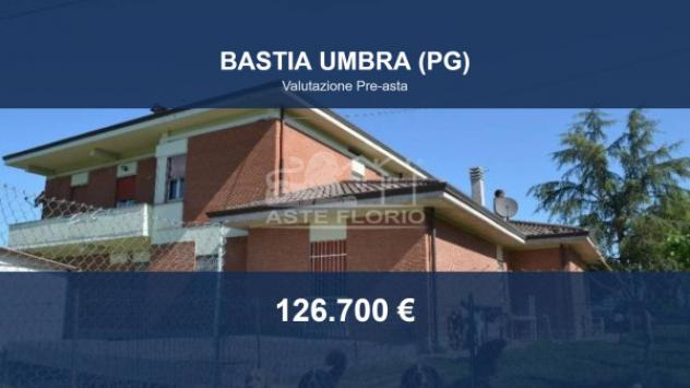 casa indipendente in vendita a Bastia Umbra