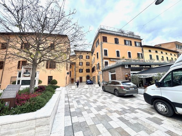 casa indipendente in vendita a Bastia Umbra