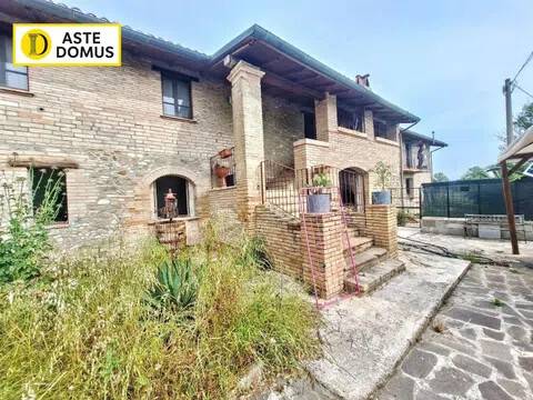 casa indipendente in vendita a Bastia Umbra in zona Costano