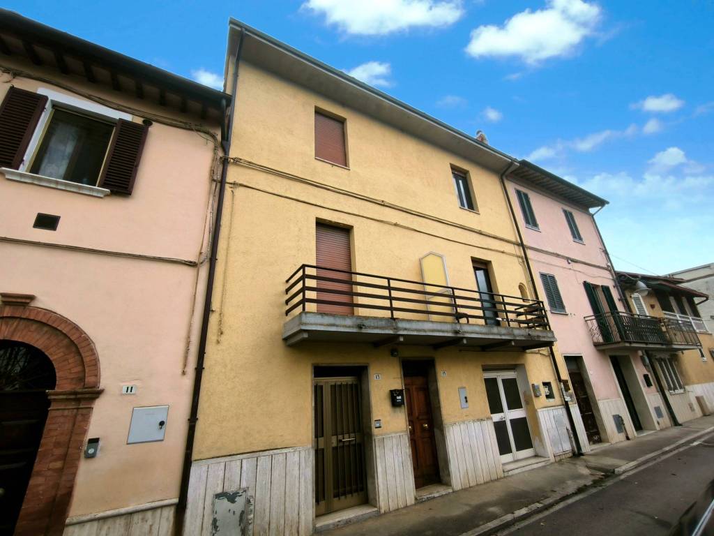 casa indipendente in vendita a Bastia Umbra in zona Costano