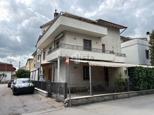appartamento in vendita a Bastia Umbra