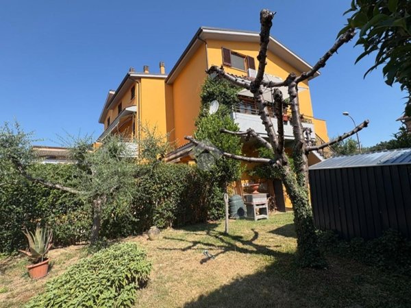 appartamento in vendita a Bastia Umbra in zona Bastiola