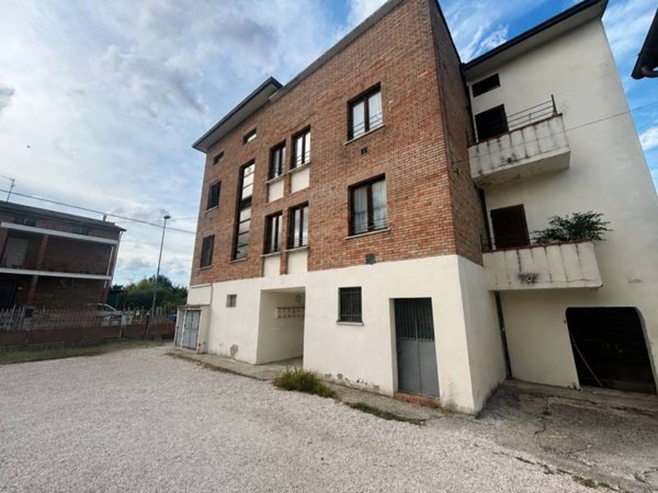appartamento in vendita a Bastia Umbra in zona Bastiola