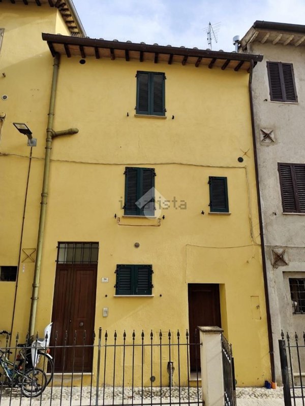 casa indipendente in vendita a Bastia Umbra