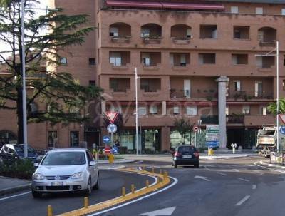 locale commerciale in vendita a Bastia Umbra