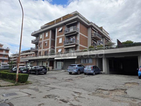 box auto in vendita a Bastia Umbra
