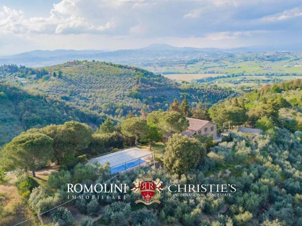 casa indipendente in vendita a Bettona