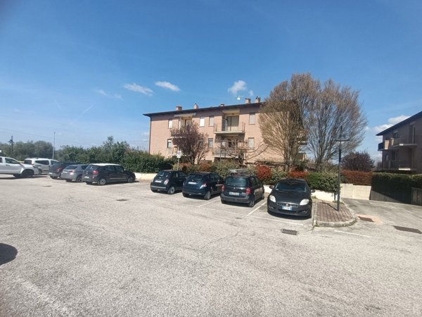 appartamento in vendita a Bettona in zona Colle