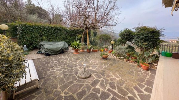 appartamento in vendita a Bettona