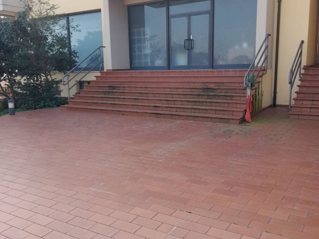 negozio in vendita a Bettona