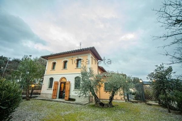 quadrivano in vendita a Bettona
