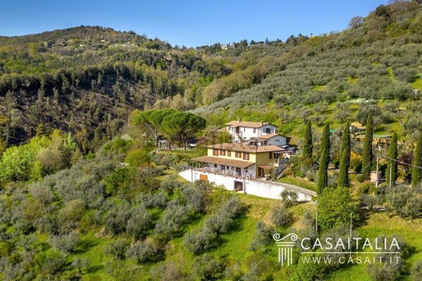 casa indipendente in vendita a Bettona in zona Passaggio