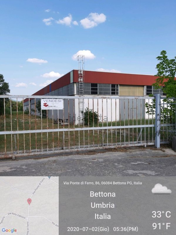 capannone in vendita a Bettona