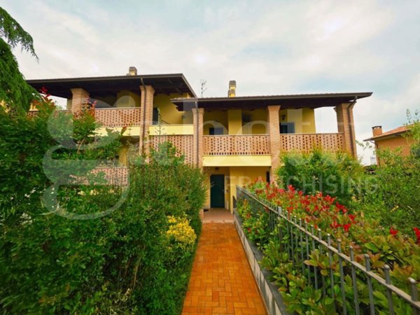 appartamento in vendita a Bettona in zona Passaggio