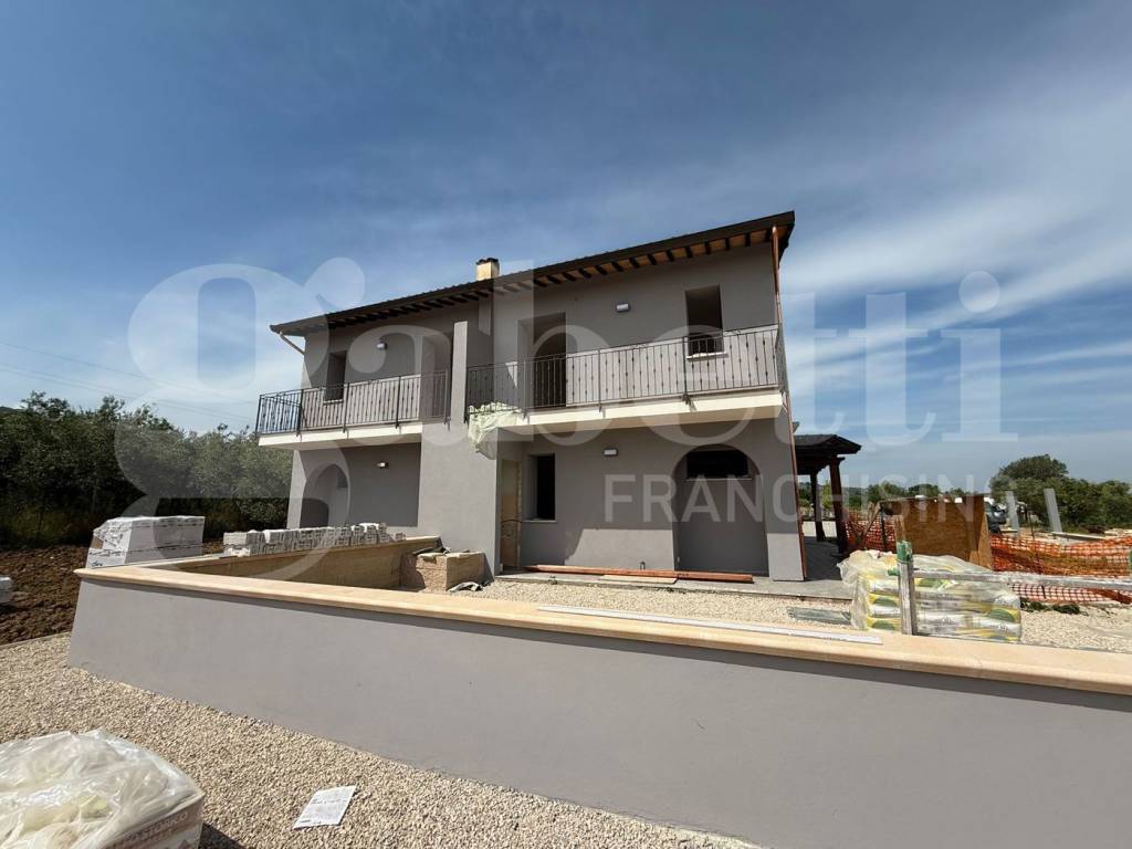 casa indipendente in vendita a Bettona in zona Colle