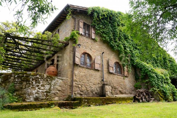 casa indipendente in vendita a Bettona