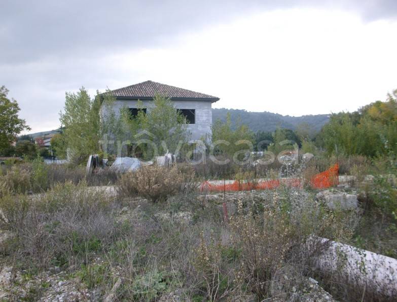 terreno agricolo in vendita a Bettona in zona Passaggio
