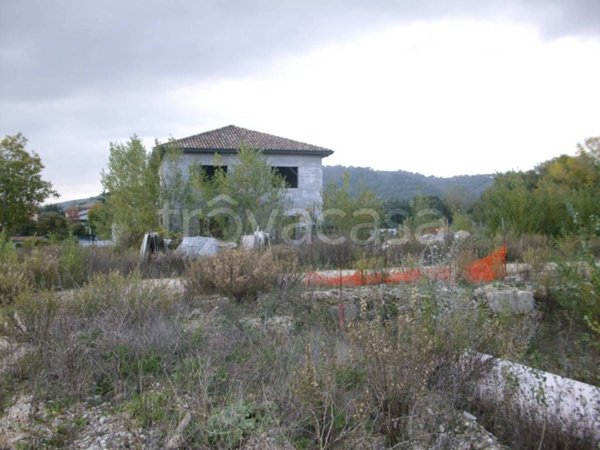 terreno agricolo in vendita a Bettona in zona Passaggio