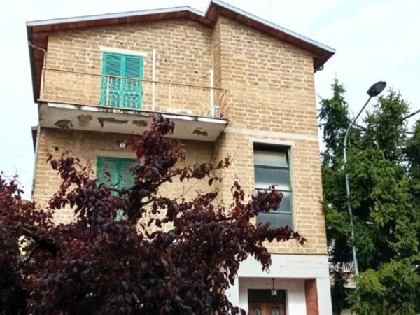 casa indipendente in vendita a Bettona