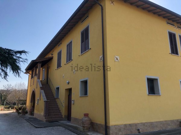 casale in vendita a Bettona in zona Passaggio