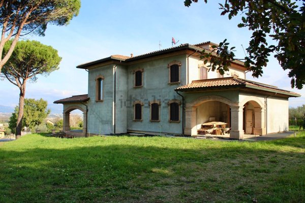 casa indipendente in vendita a Bettona
