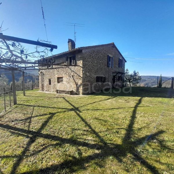 casa indipendente in vendita a Bettona