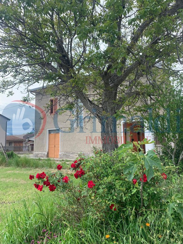 casa indipendente in vendita a Bettona