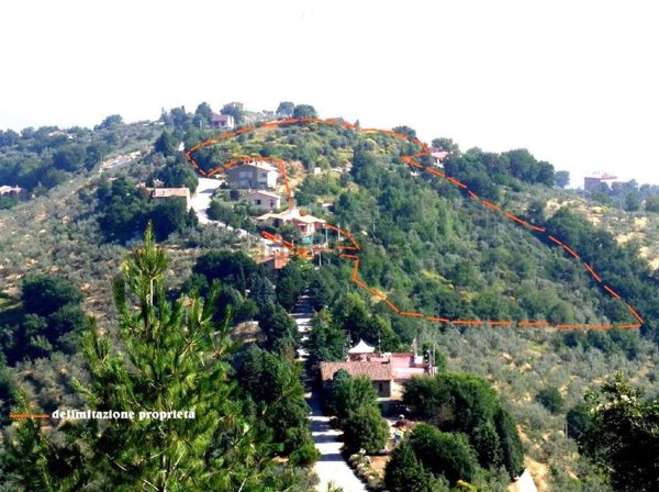 casa indipendente in vendita a Bettona