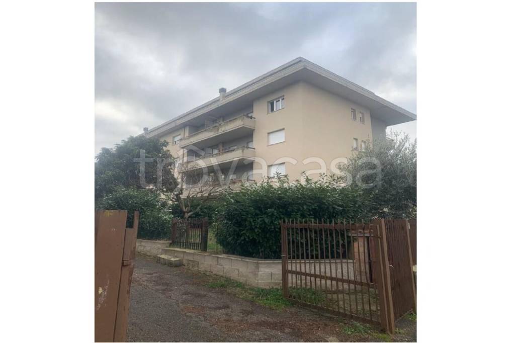 appartamento in vendita a Bettona in zona Passaggio