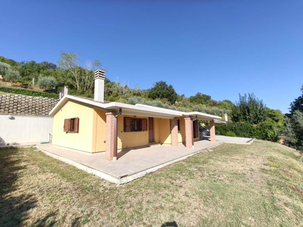 villetta a schiera in vendita a Bettona in zona Colle